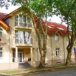 Platan 3* İstolni Belgrad