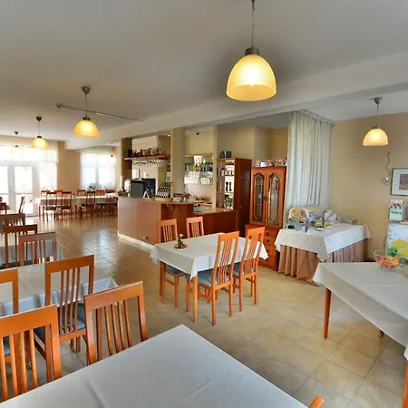 Platan Hotel Szekesfehervar