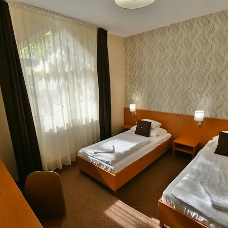 Hotel Platan