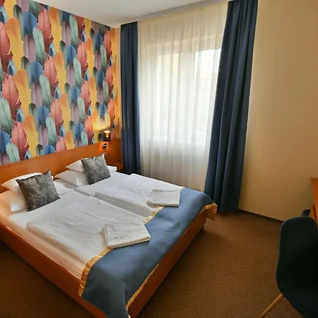 Platan 3* İstolni Belgrad