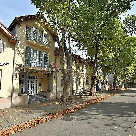 普兰滕酒店 酒店 Székesfehérvár