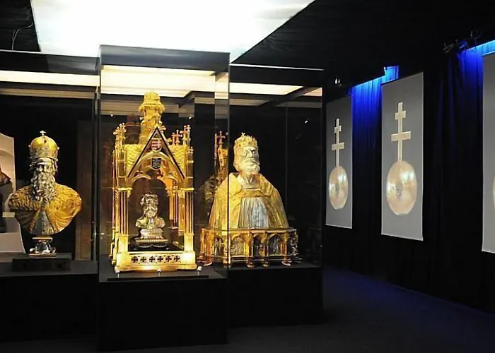 普兰滕酒店 Székesfehérvár